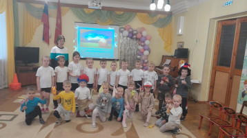 «Все на футбол!» «Все на футбол!».